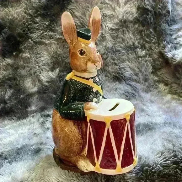 Vintage Royal Doulton's Bunnykins Bunny  Bank - Picture 2 of 15